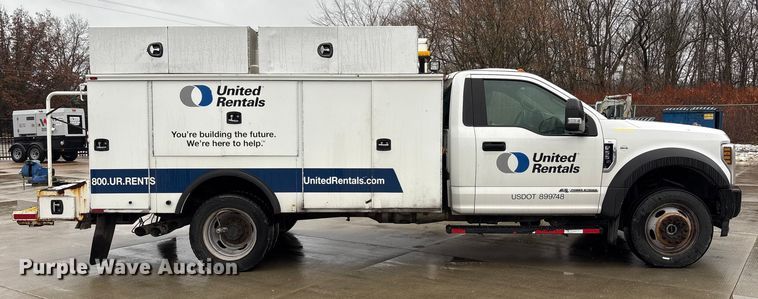 image for item FK1040 2019 Ford F550 Super Duty utility / service truck