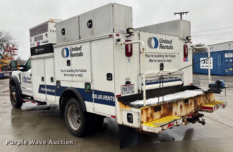 image for item FK1040 2019 Ford F550 Super Duty utility / service truck