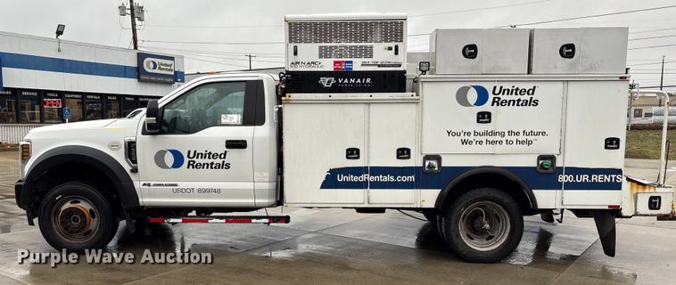 image for item FK1040 2019 Ford F550 Super Duty utility / service truck