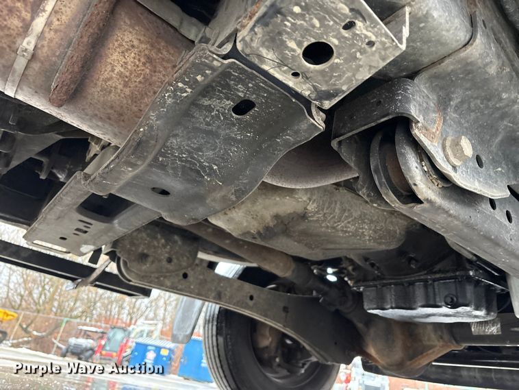 image for item FK1040 2019 Ford F550 Super Duty utility / service truck