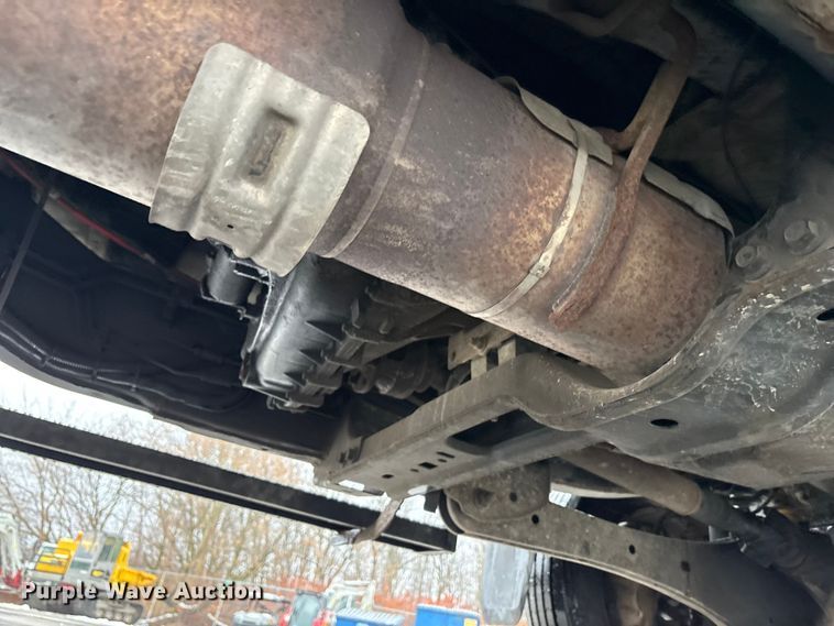 image for item FK1040 2019 Ford F550 Super Duty utility / service truck