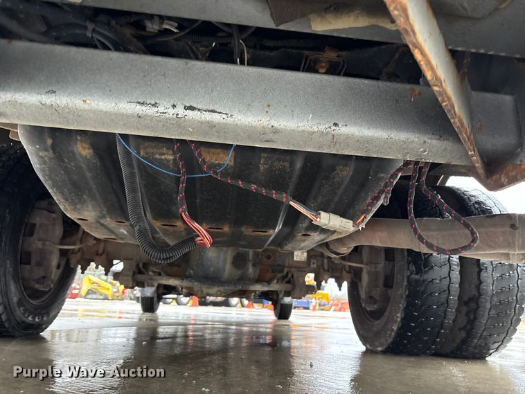 image for item FK1040 2019 Ford F550 Super Duty utility / service truck