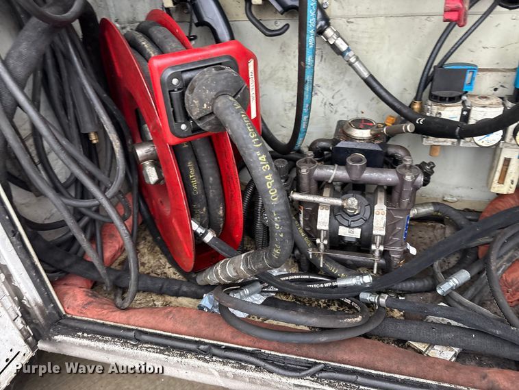 image for item FK1040 2019 Ford F550 Super Duty utility / service truck