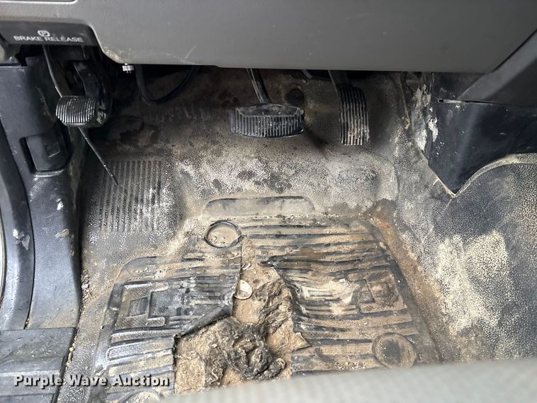 image for item FK1040 2019 Ford F550 Super Duty utility / service truck