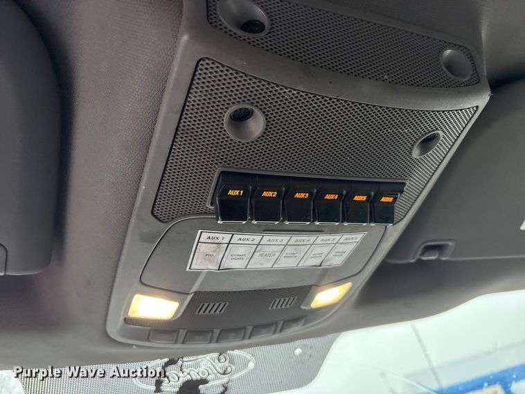 image for item FK1040 2019 Ford F550 Super Duty utility / service truck