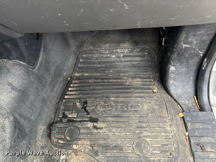 image for item FK1040 2019 Ford F550 Super Duty utility / service truck