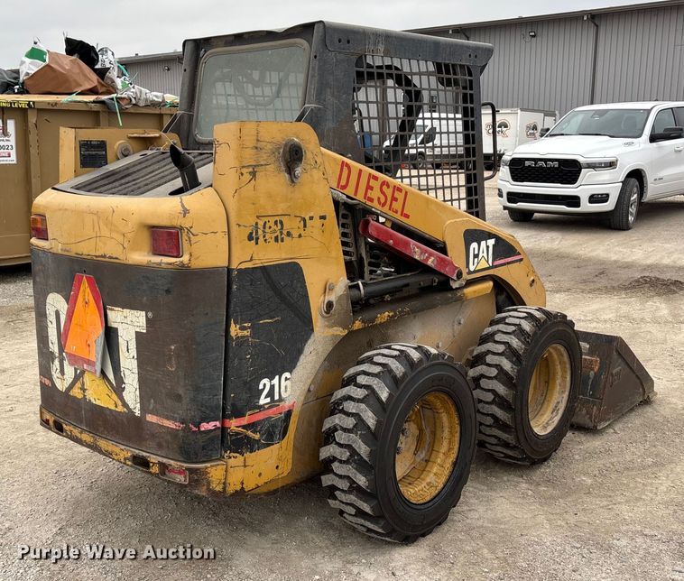 image for item FK2506 2004 Caterpillar 216 skid steer loader