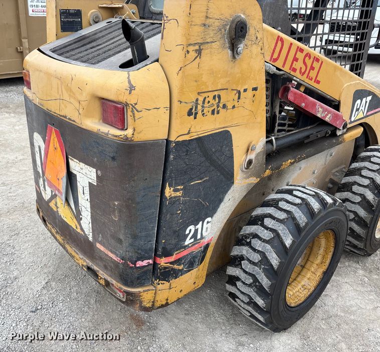 image for item FK2506 2004 Caterpillar 216 skid steer loader
