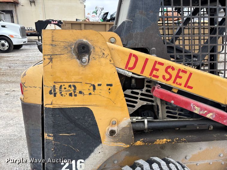 image for item FK2506 2004 Caterpillar 216 skid steer loader