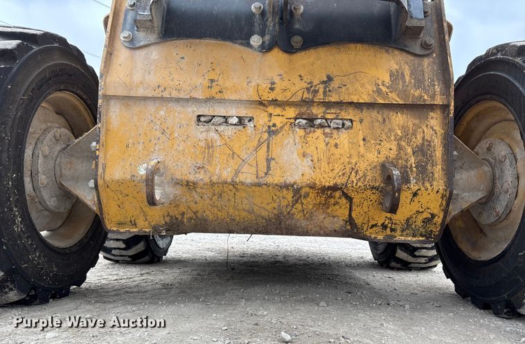 image for item FK2506 2004 Caterpillar 216 skid steer loader