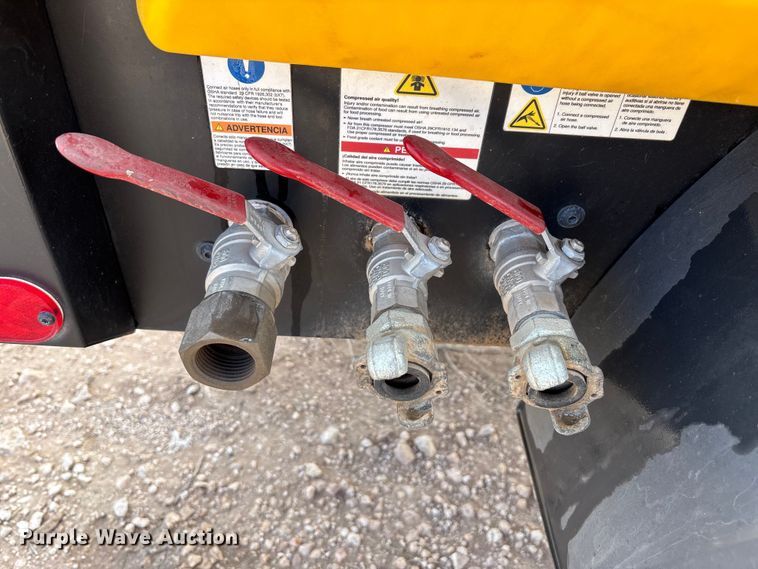 image for item FK2512 2022 Kaeser Mobilair M55 air compressor