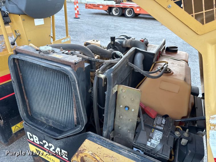 image for item HI9361 2006 Caterpillar CB-224E double drum vibratory roller