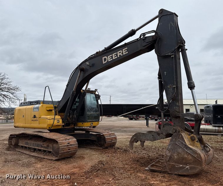 EXCAVADORA 2014 JOHN DEERE 210GLC