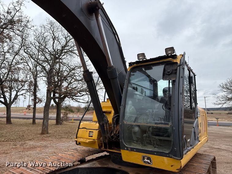 image for item HI9386 2014 John Deere 210G LC excavator