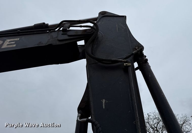 image for item HI9386 2014 John Deere 210G LC excavator