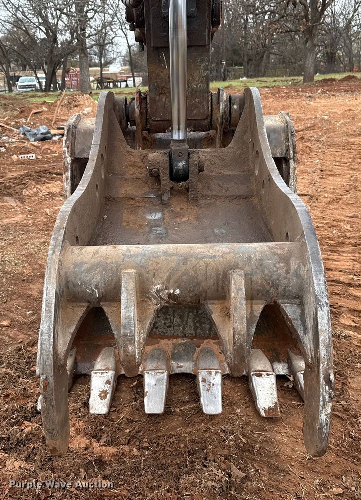 image for item HI9386 2014 John Deere 210G LC excavator