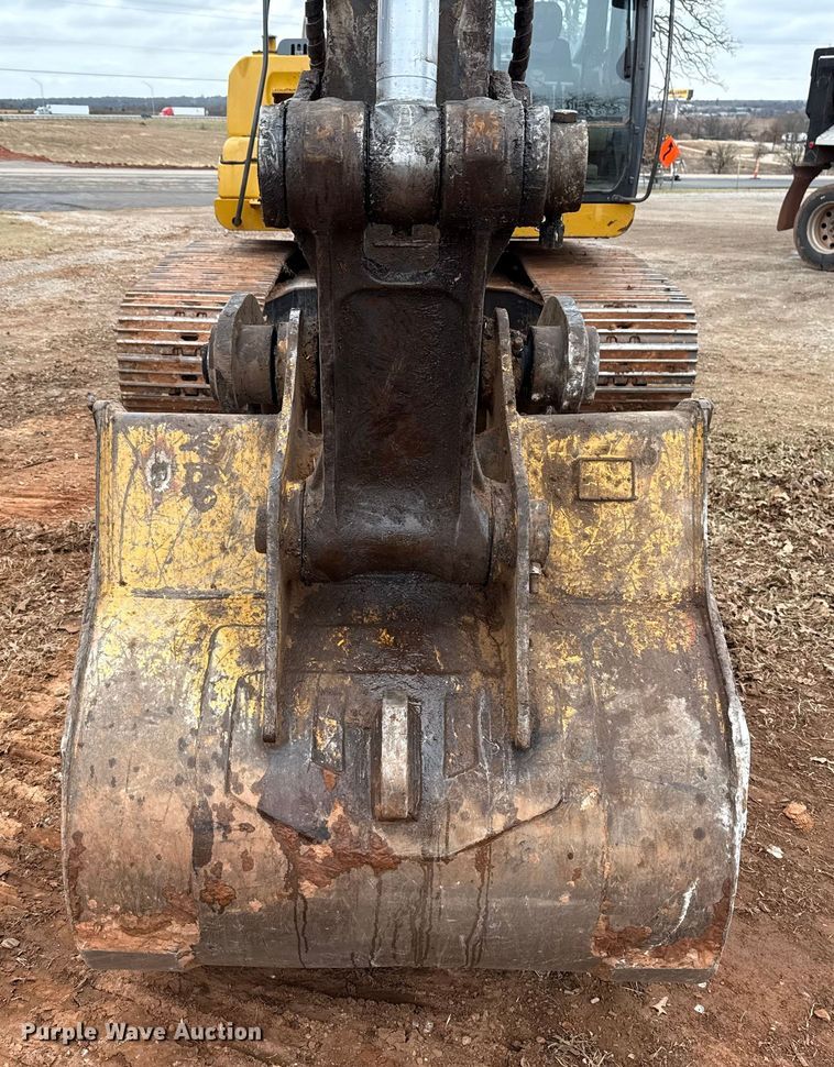 image for item HI9386 2014 John Deere 210G LC excavator