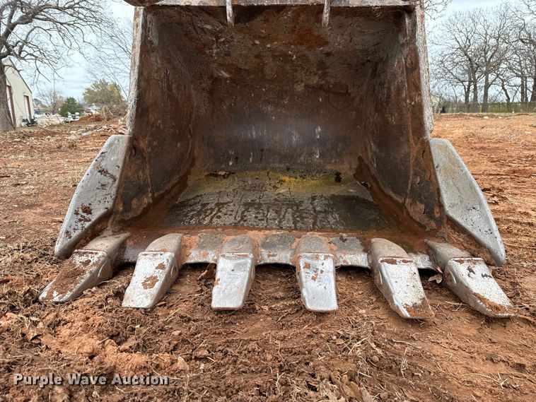 image for item HI9386 2014 John Deere 210G LC excavator