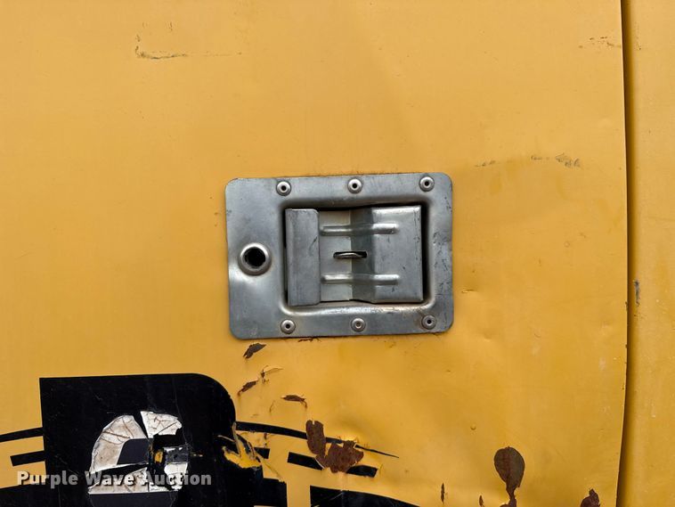 image for item HI9386 2014 John Deere 210G LC excavator