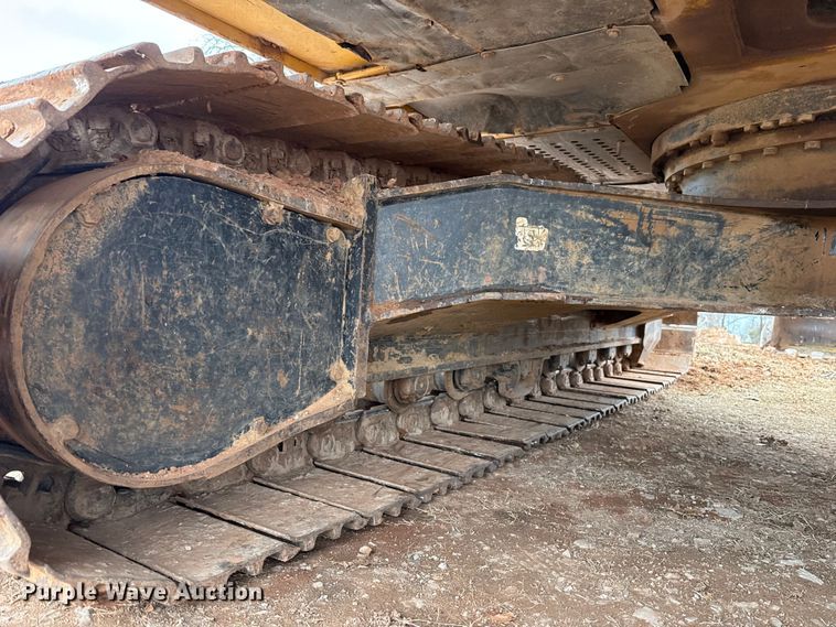 image for item HI9386 2014 John Deere 210G LC excavator