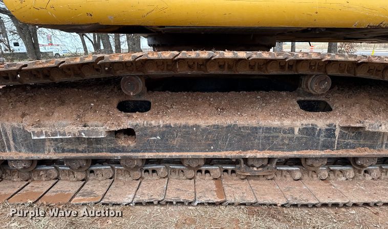 image for item HI9386 2014 John Deere 210G LC excavator