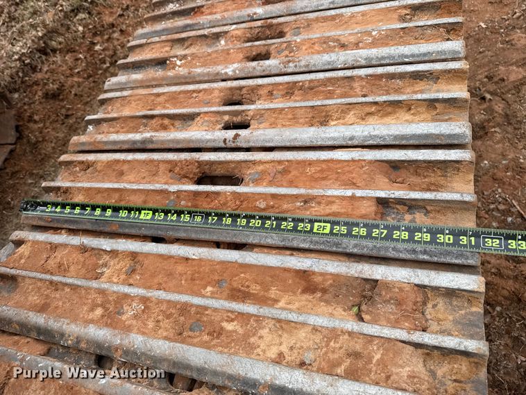 image for item HI9386 2014 John Deere 210G LC excavator