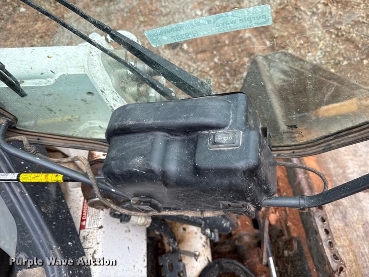 image for item HI9387 2021 Bobcat T870 tracked skid steer loader