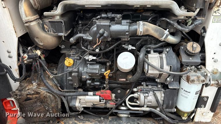 image for item HI9387 2021 Bobcat T870 tracked skid steer loader