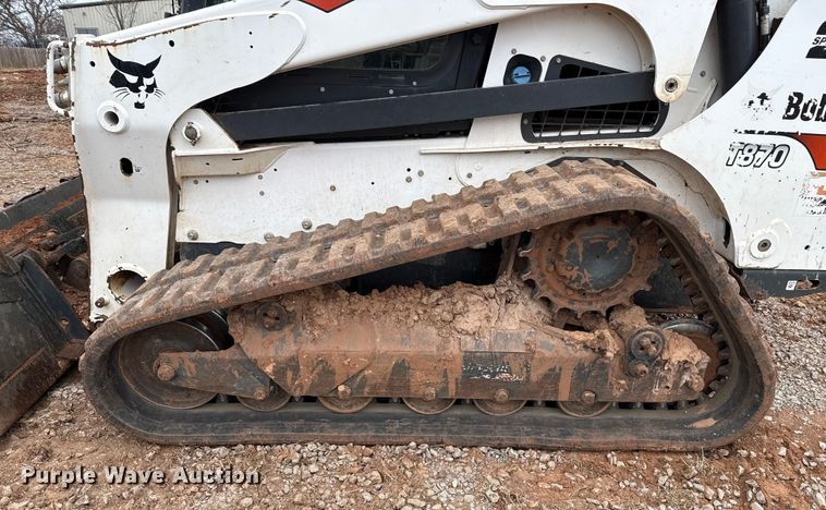 image for item HI9387 2021 Bobcat T870 tracked skid steer loader