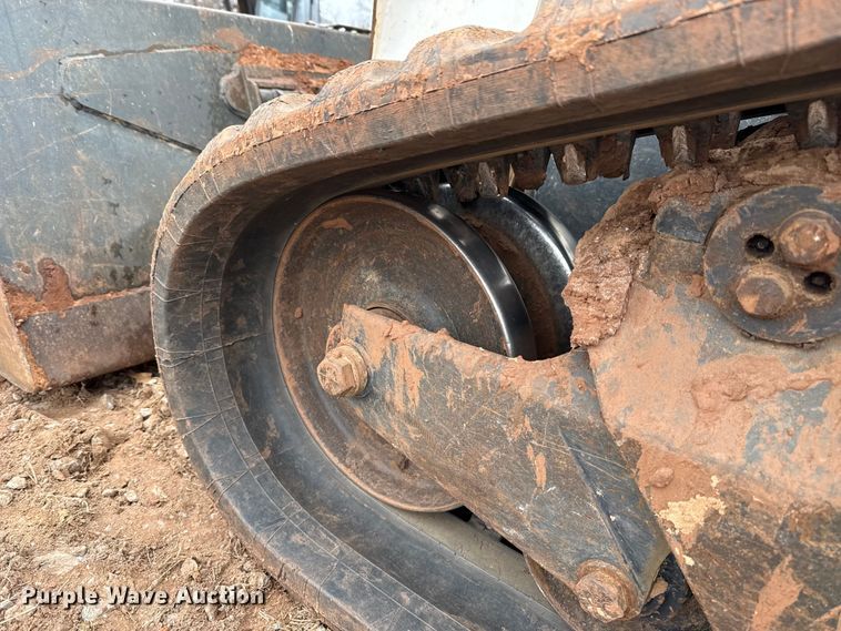image for item HI9387 2021 Bobcat T870 tracked skid steer loader