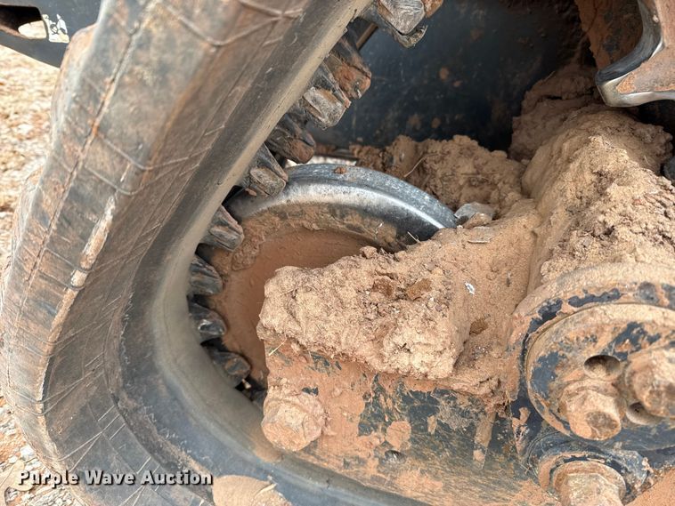 image for item HI9387 2021 Bobcat T870 tracked skid steer loader