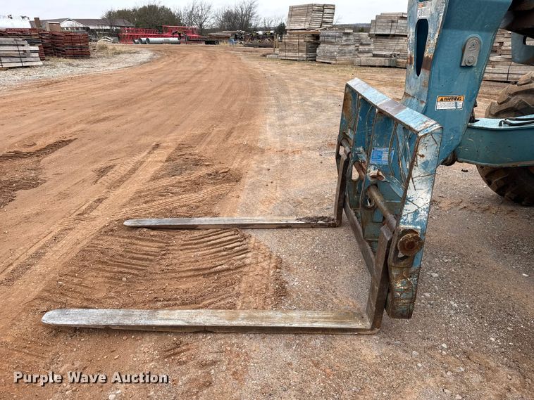 image for item HI9388 2004 Gradall 544D-10 telehandler