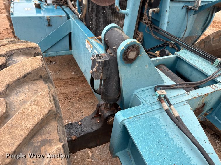 image for item HI9388 2004 Gradall 544D-10 telehandler