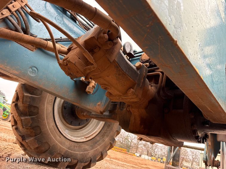 image for item HI9388 2004 Gradall 544D-10 telehandler