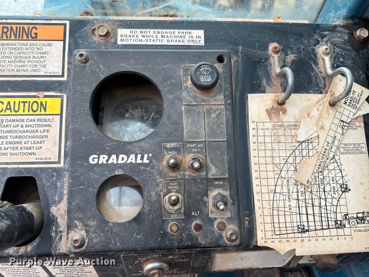 image for item HI9388 2004 Gradall 544D-10 telehandler