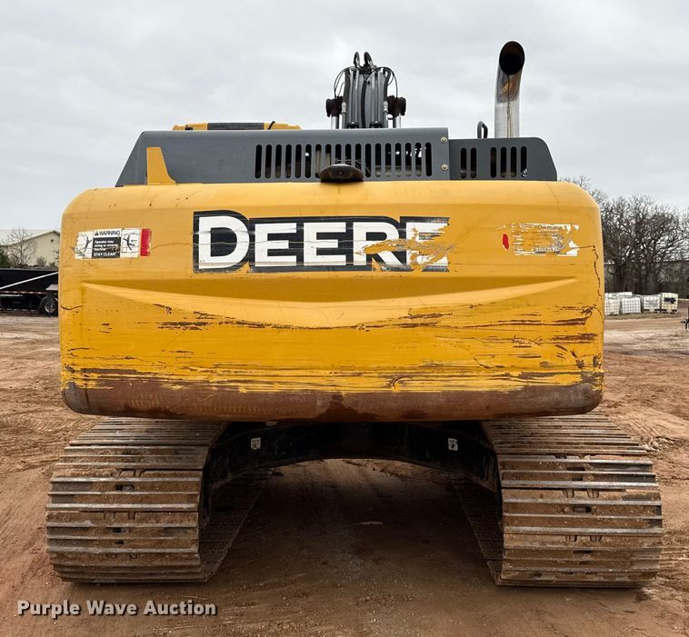 image for item HI9389 2015 John Deere 210G LC excavator