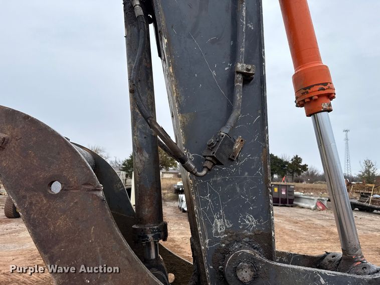 image for item HI9389 2015 John Deere 210G LC excavator