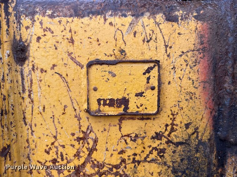 image for item HI9389 2015 John Deere 210G LC excavator