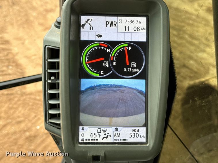 image for item HI9389 2015 John Deere 210G LC excavator