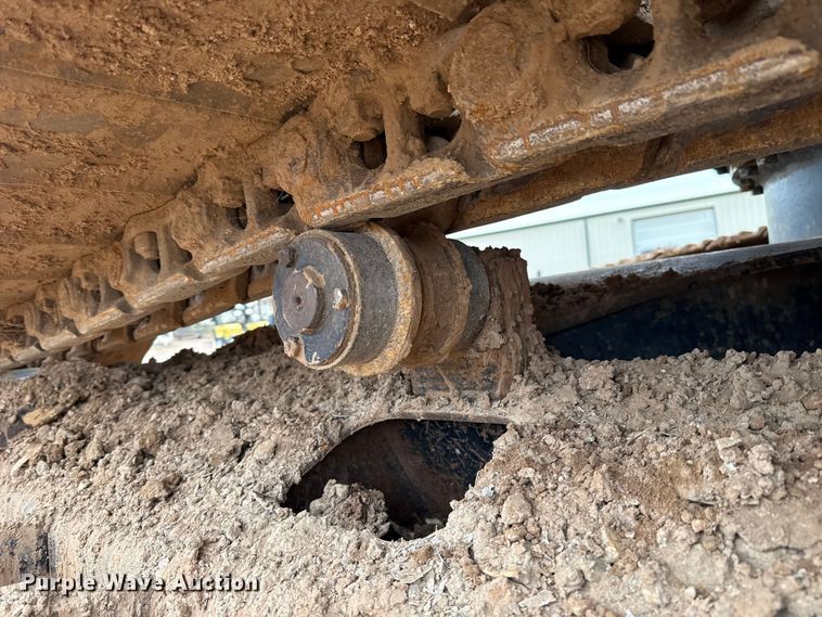 image for item HI9389 2015 John Deere 210G LC excavator