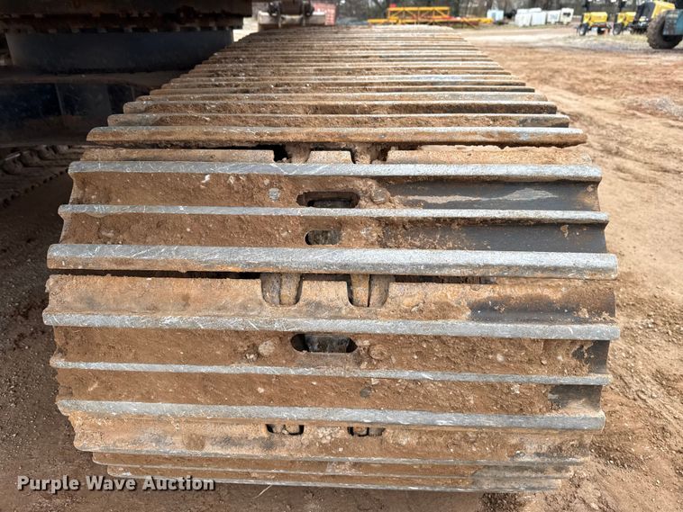 image for item HI9389 2015 John Deere 210G LC excavator