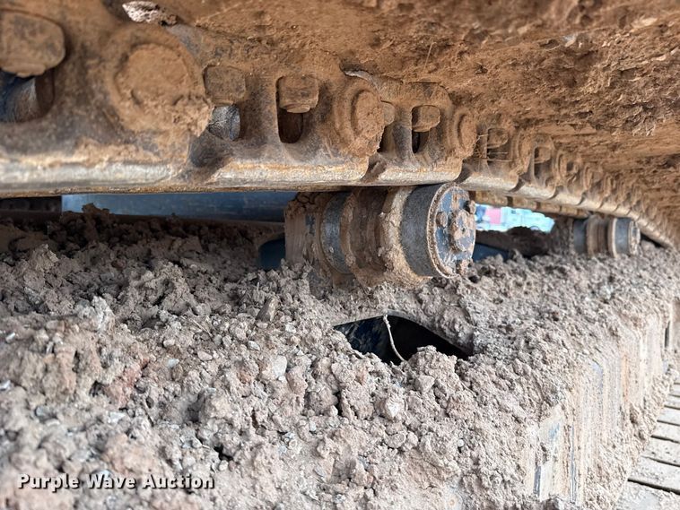 image for item HI9389 2015 John Deere 210G LC excavator