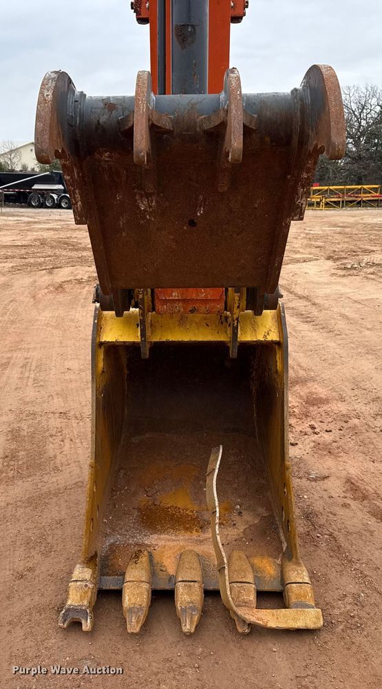 image for item HI9390 2021 Hitachi ZX160LC-6N excavator