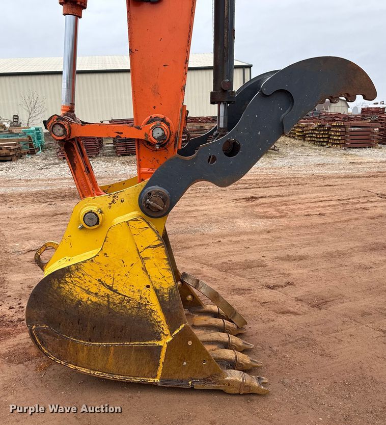 image for item HI9390 2021 Hitachi ZX160LC-6N excavator