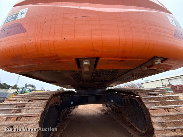 image for item HI9390 2021 Hitachi ZX160LC-6N excavator