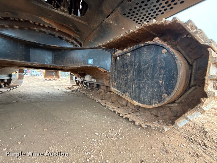 image for item HI9390 2021 Hitachi ZX160LC-6N excavator