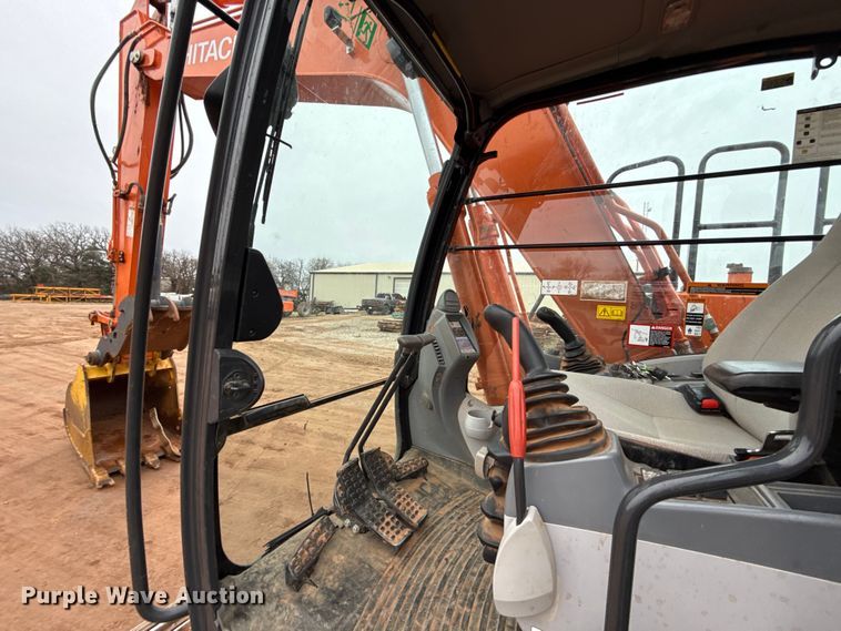 image for item HI9390 2021 Hitachi ZX160LC-6N excavator