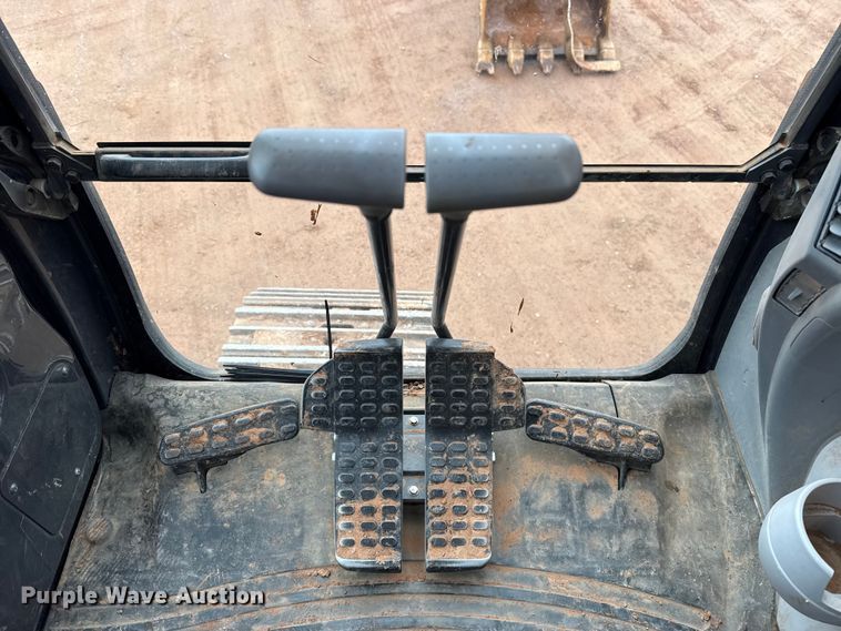 image for item HI9390 2021 Hitachi ZX160LC-6N excavator