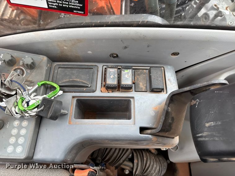 image for item HI9390 2021 Hitachi ZX160LC-6N excavator