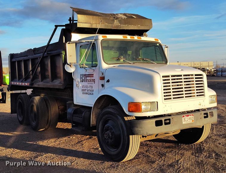 image for item IH9363 1998 International 4900 dump truck